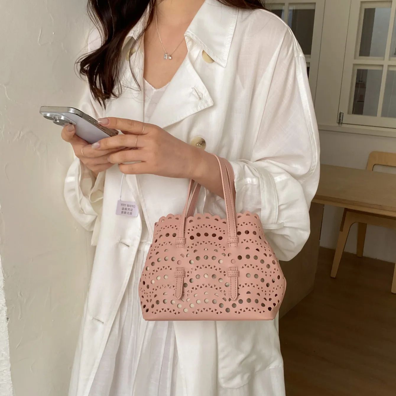 Leather Work Handbags For Women - 레드 할로우 프린트 크로스바디 백 한국