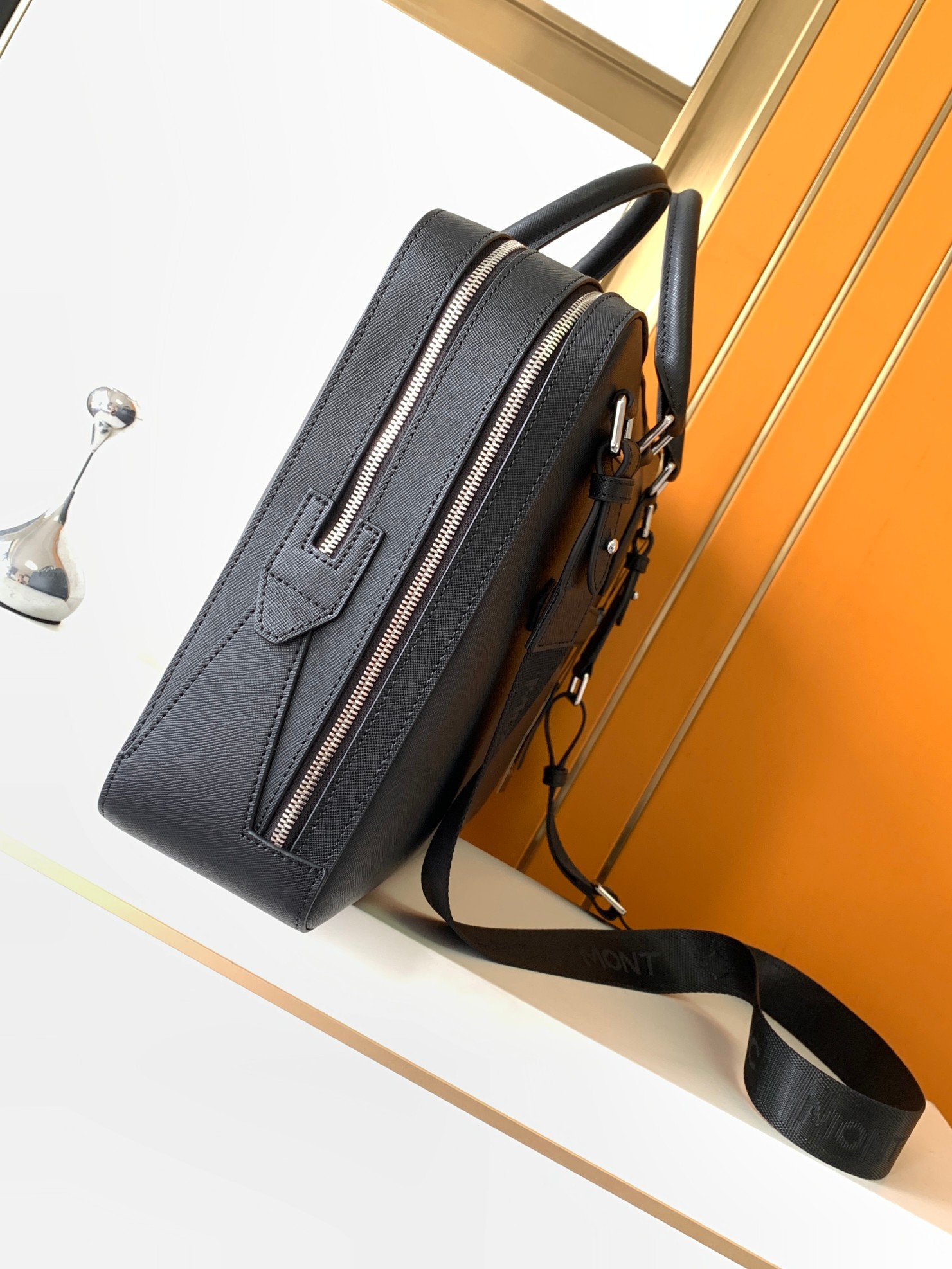 럭셔리 남성용 탑핸들 가방, 프리미엄 천연 가죽 서류  - Leather Work Laptop Bag 리뷰 및 가격